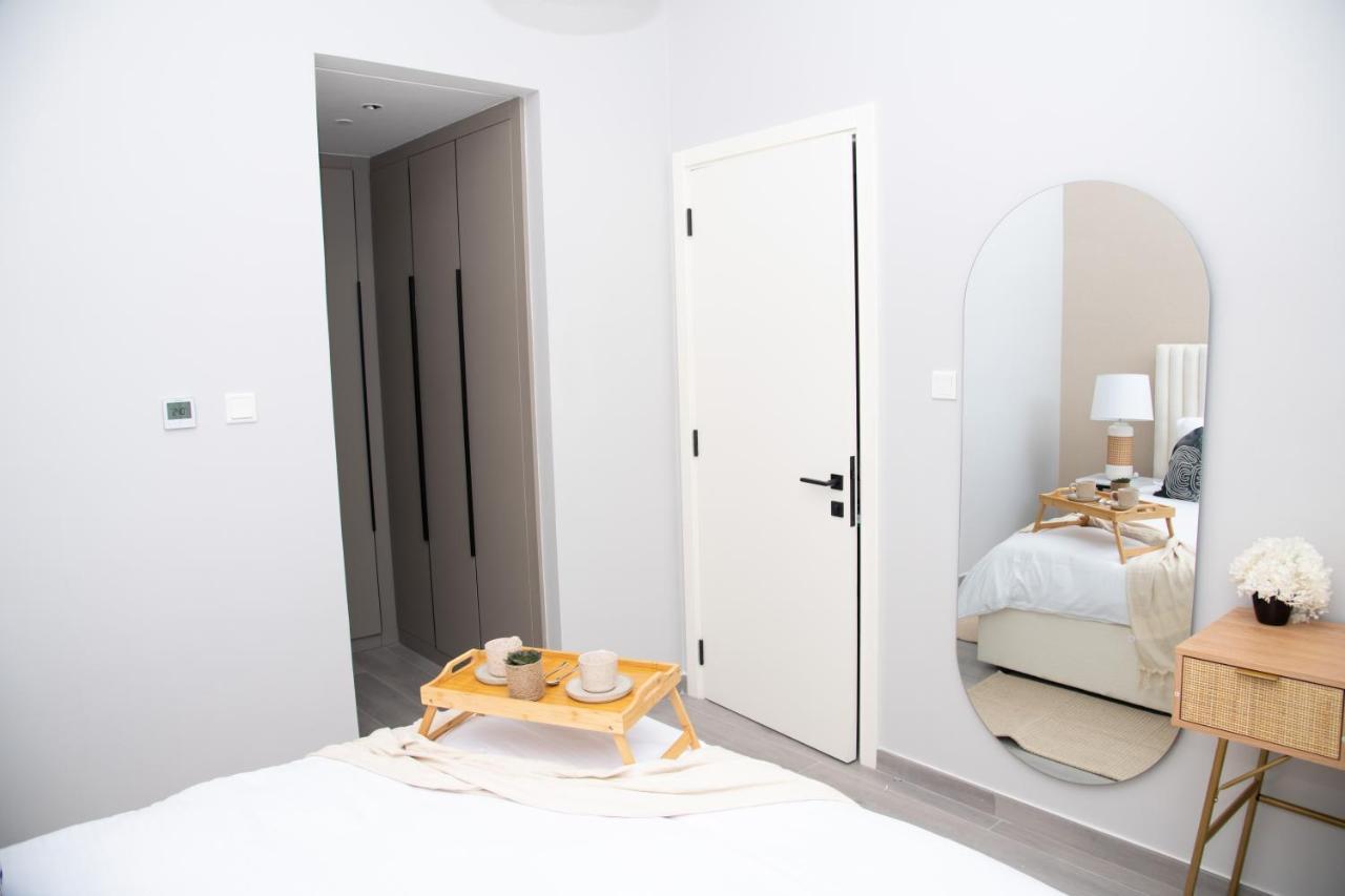 Tamm - Noor 4 Tower Apartment Dubai