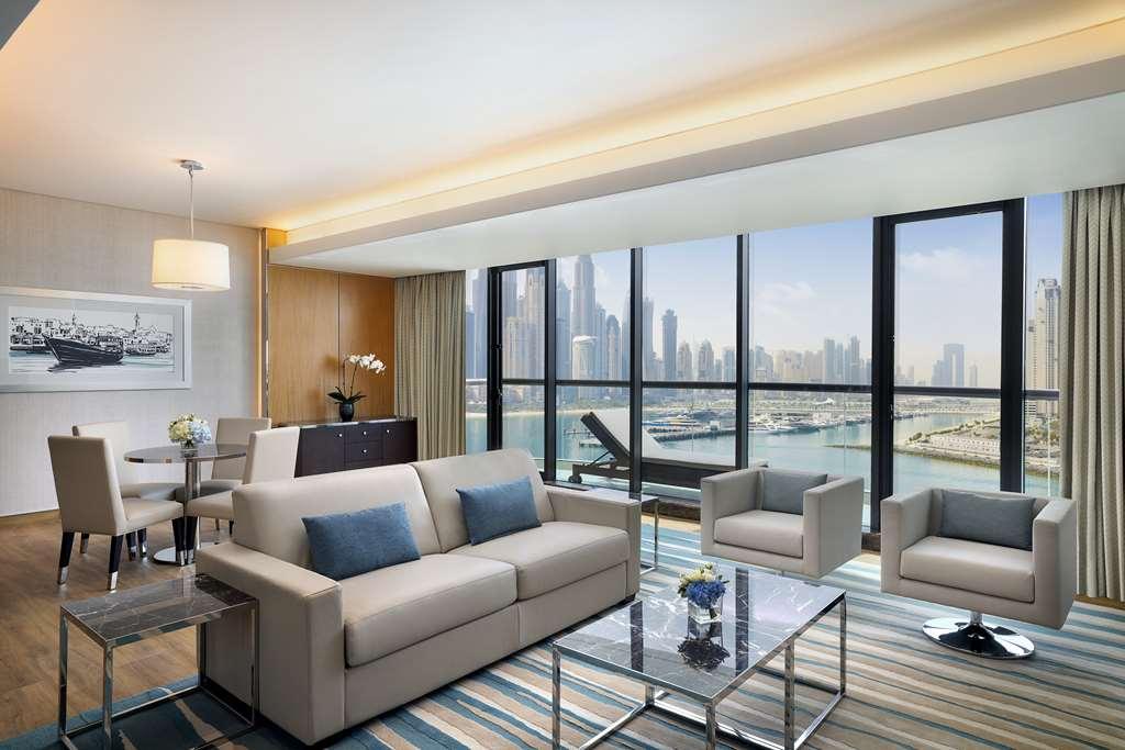 Hilton Palm Jumeirah Dubai