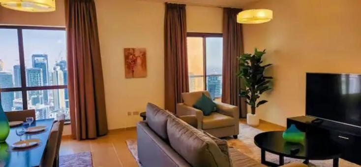 Beautiful In Marina Apartment *
