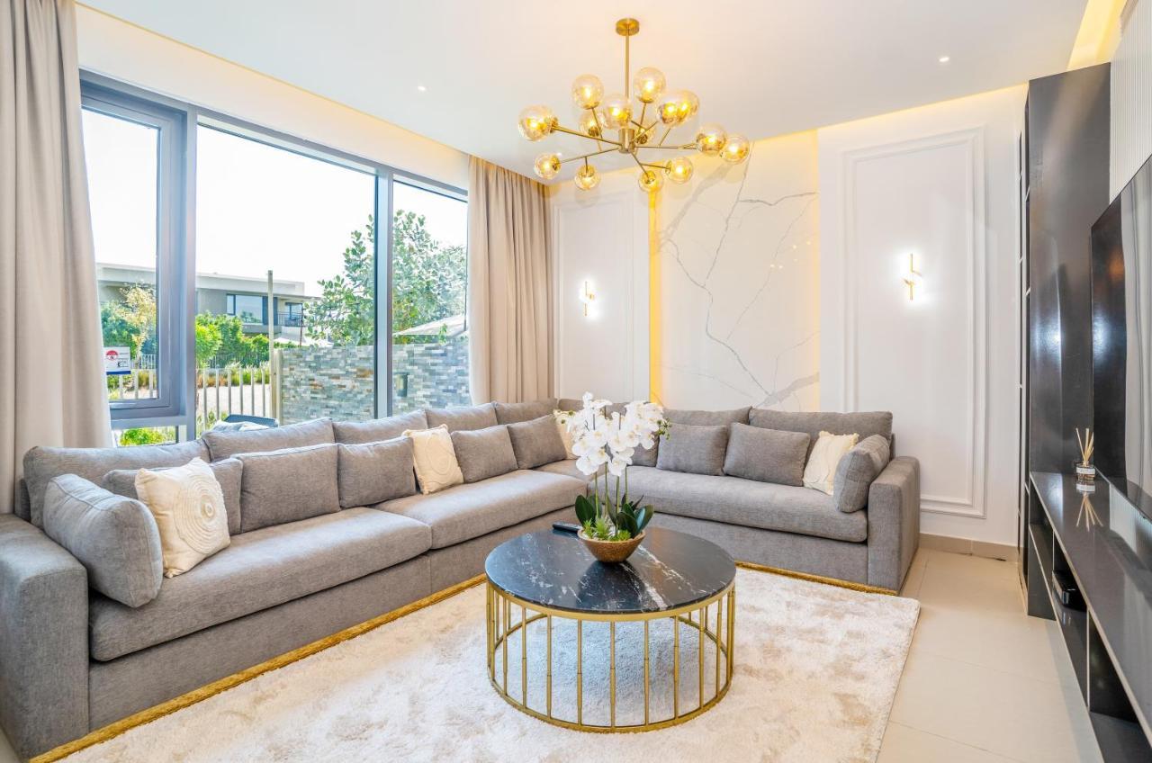 Villa New Arabian Maple 2 Hills 4 Bedroom & Maid *