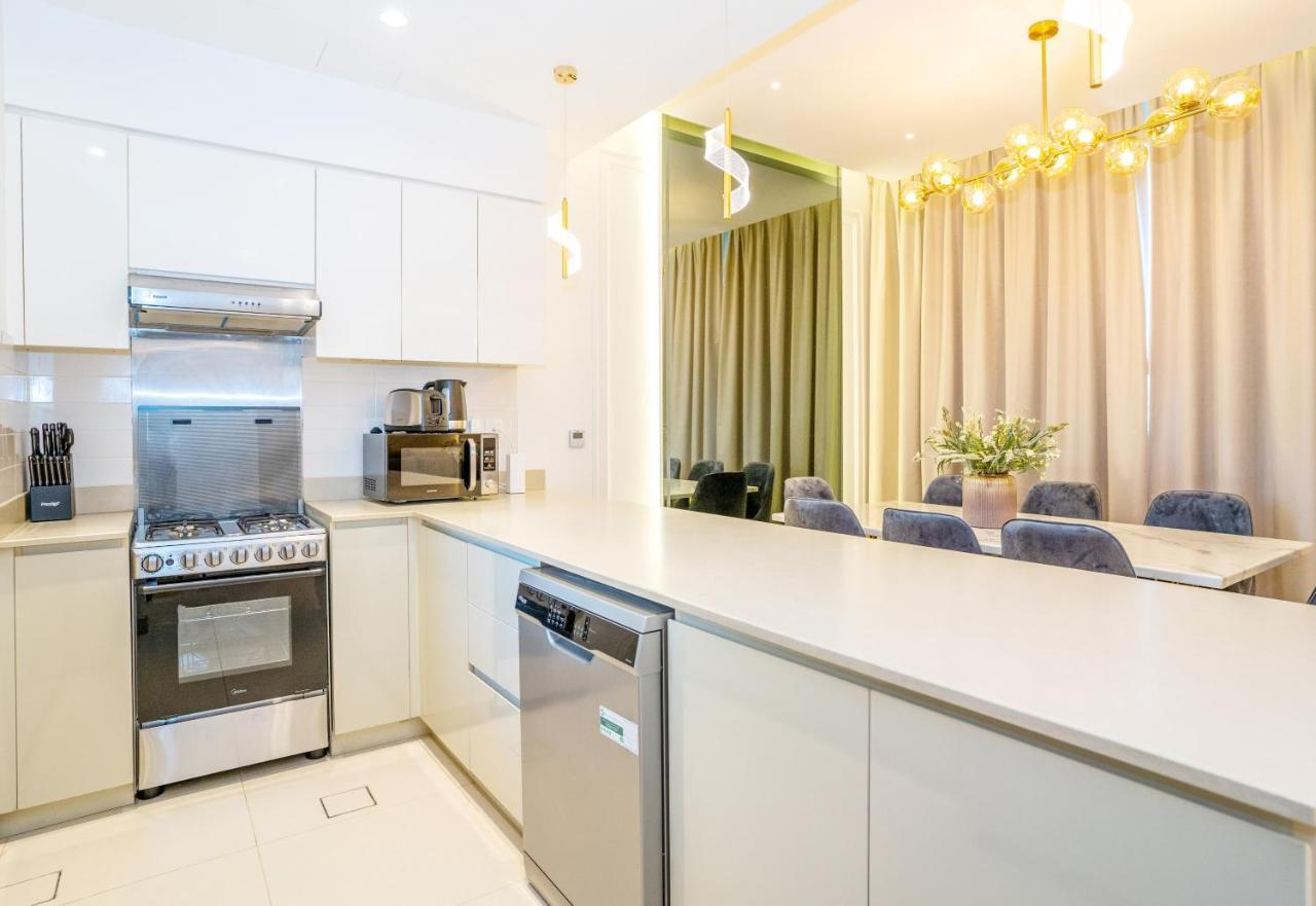 New Arabian Maple 2 Hills 4 Bedroom & Maid * Dubai