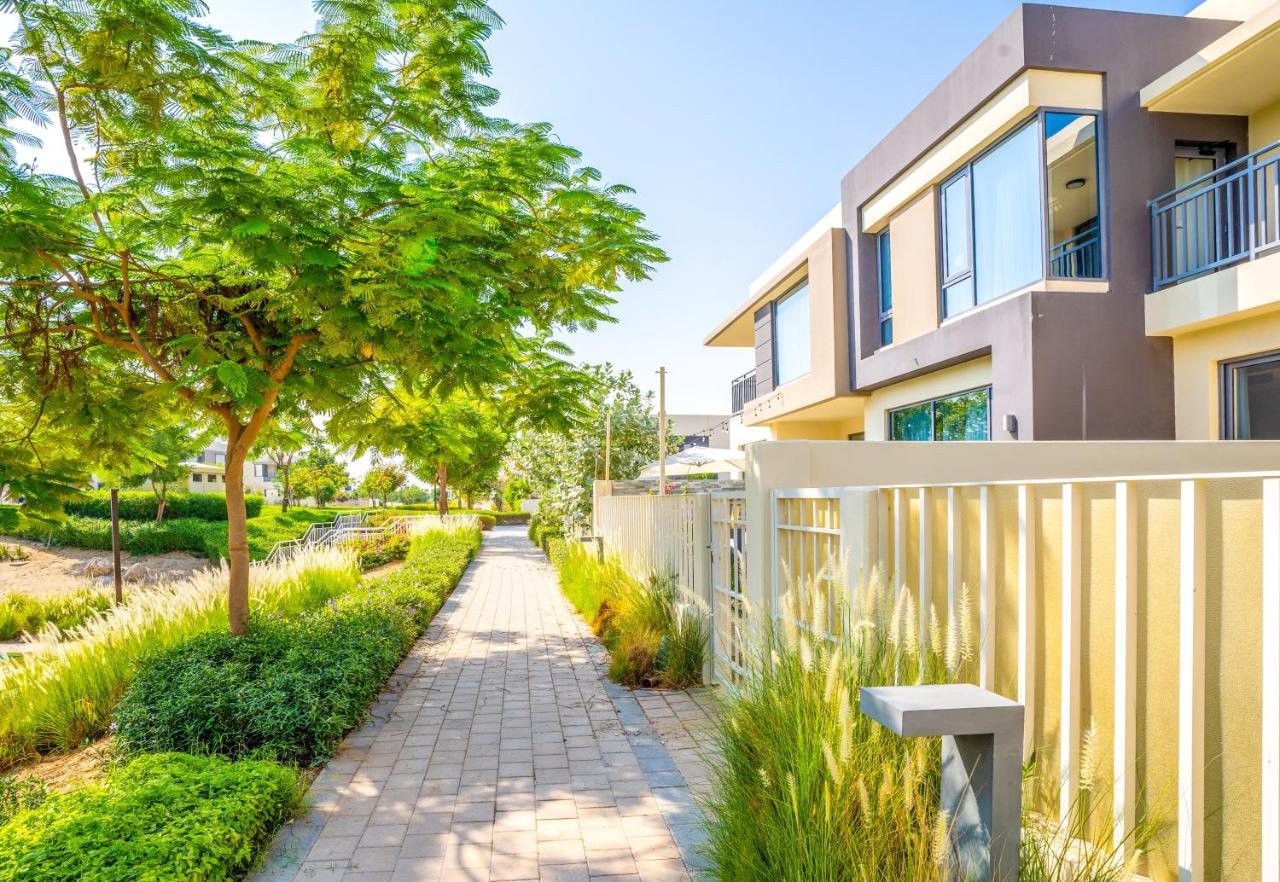 Villa New Arabian Maple 2 Hills 4 Bedroom & Maid *