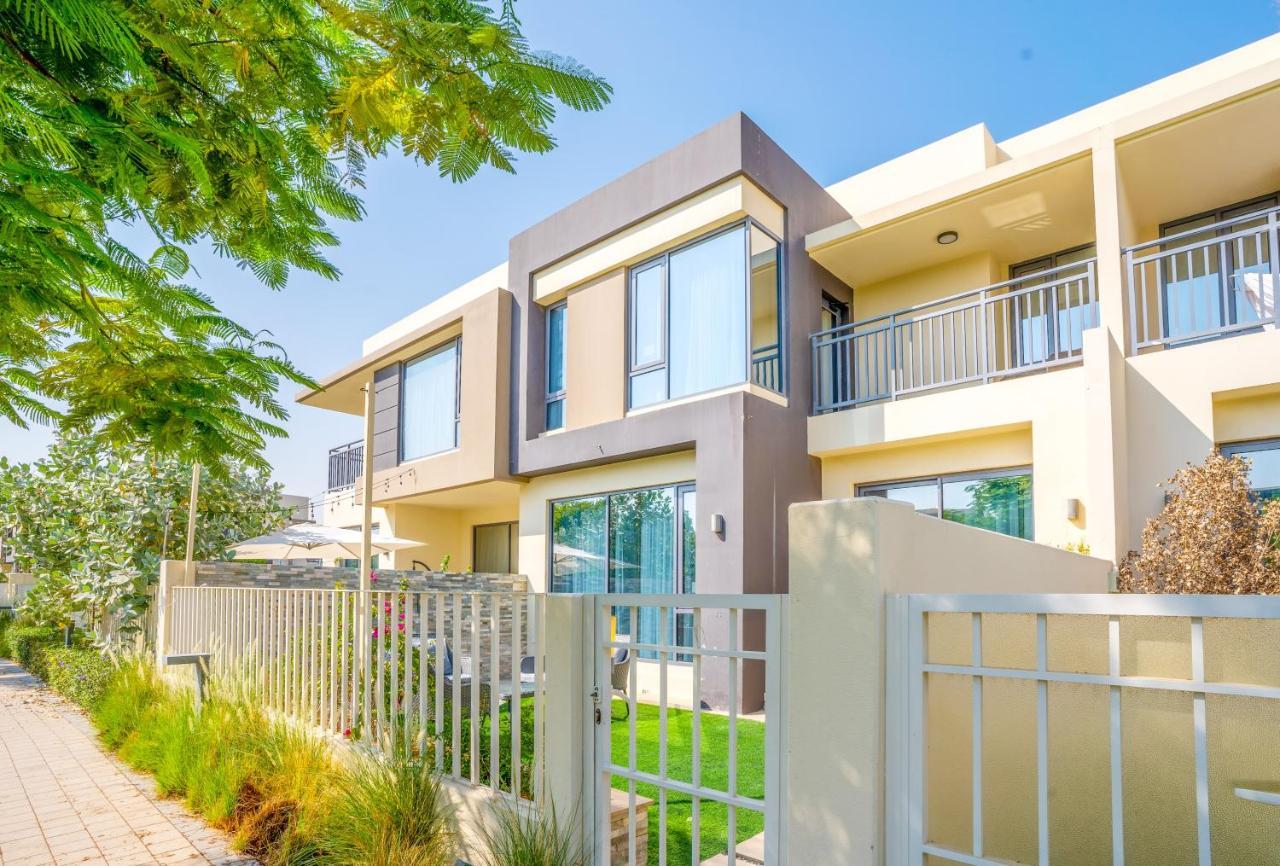 New Arabian Maple 2 Hills 4 Bedroom & Maid *
