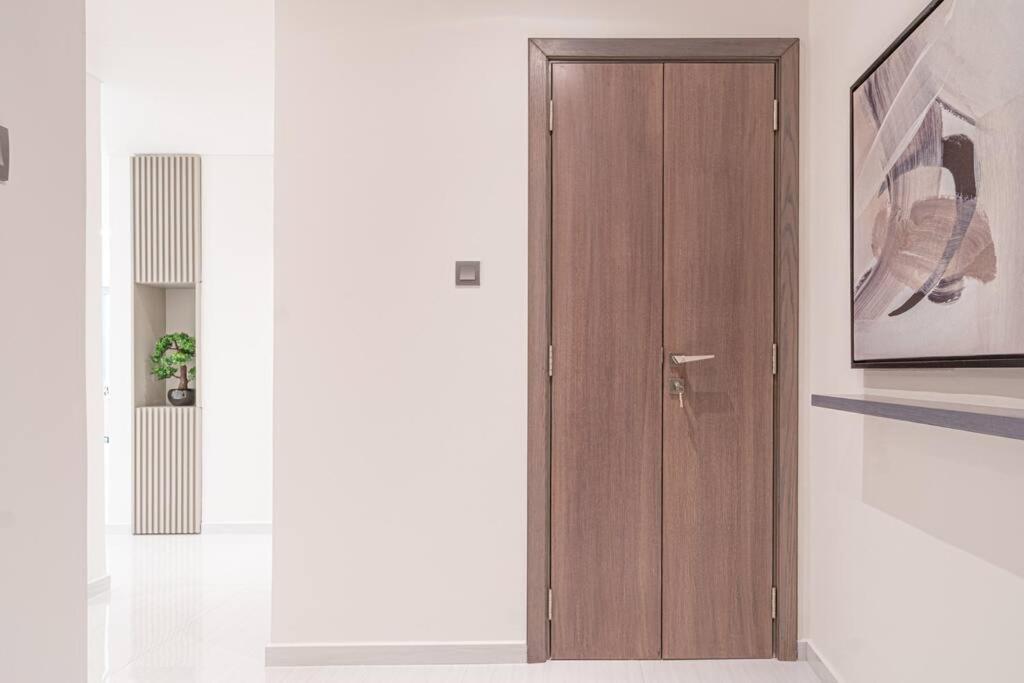 First Class 2br With Full Boulevard View Dubai