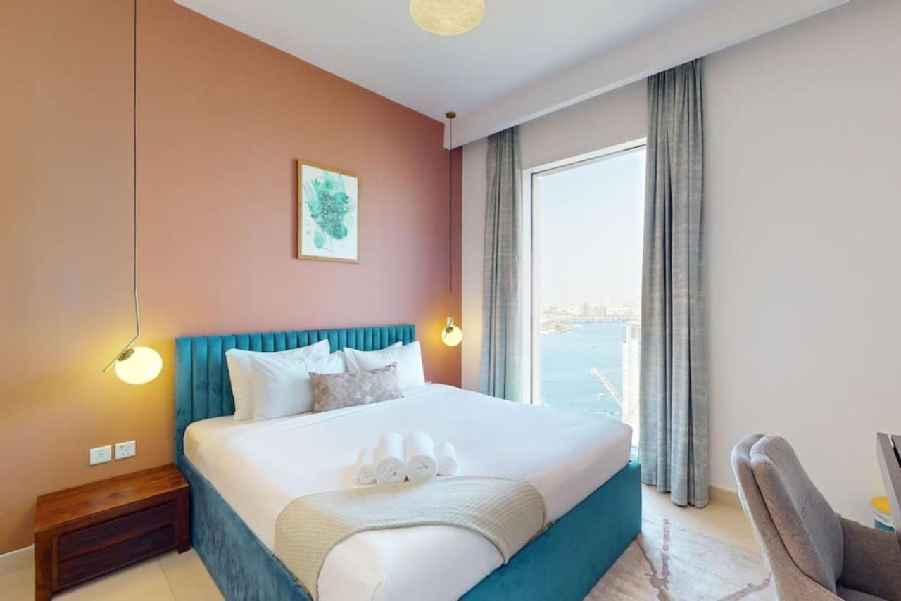 Creek Horizon Tower 2 - Colourful One Bedroom Apartment
