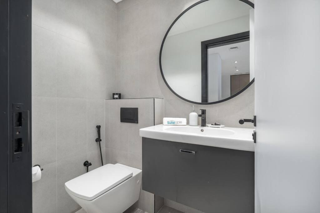Ranch Living 1 Bedroom In Business Bay By Suiteable Dubai