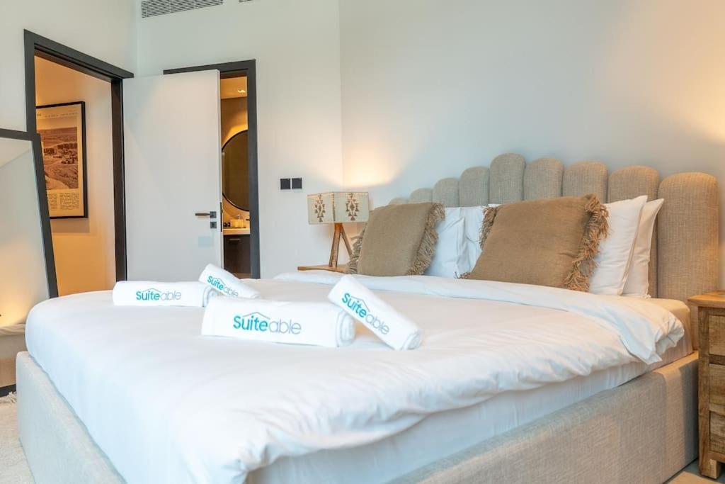 Apartment Ranch Living 1 Bedroom In Business Bay By Suiteable Dubai
