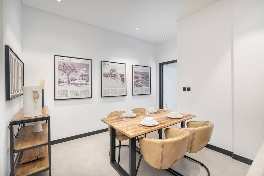 Ranch Living 1 Bedroom In Business Bay By Suiteable Apartment *