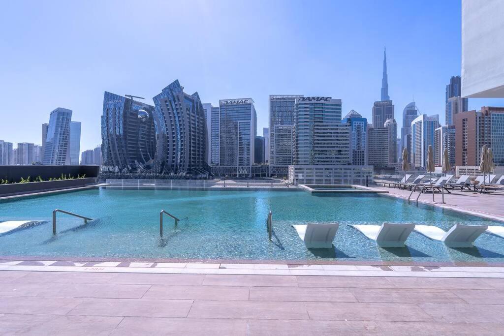 Ranch Living 1 Bedroom In Business Bay By Suiteable * Dubai