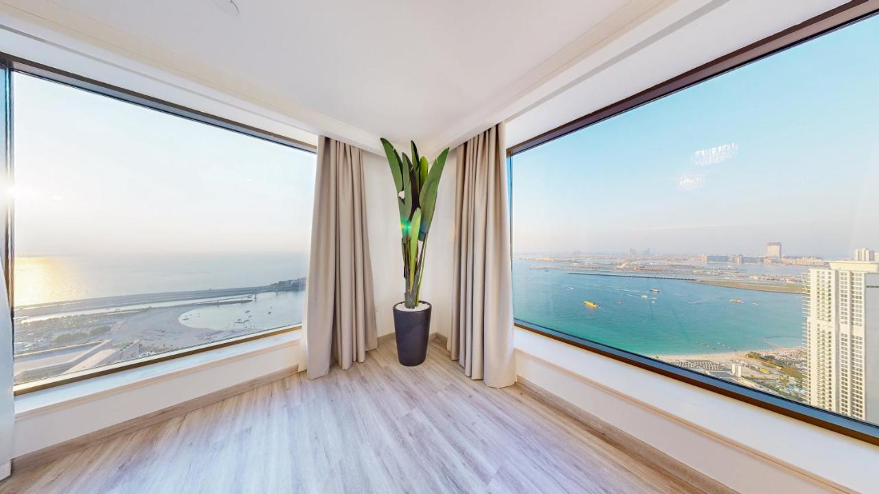 Apartment Huge Penthouse With Yacht Included And Private Pool!!!