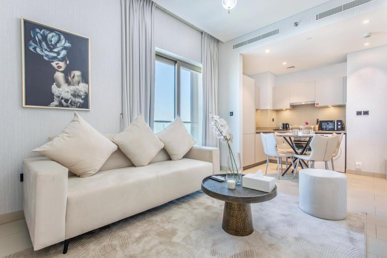 Apartment By Latinem Luxury 1br Cvr B2704 Near Burj Khalifa *