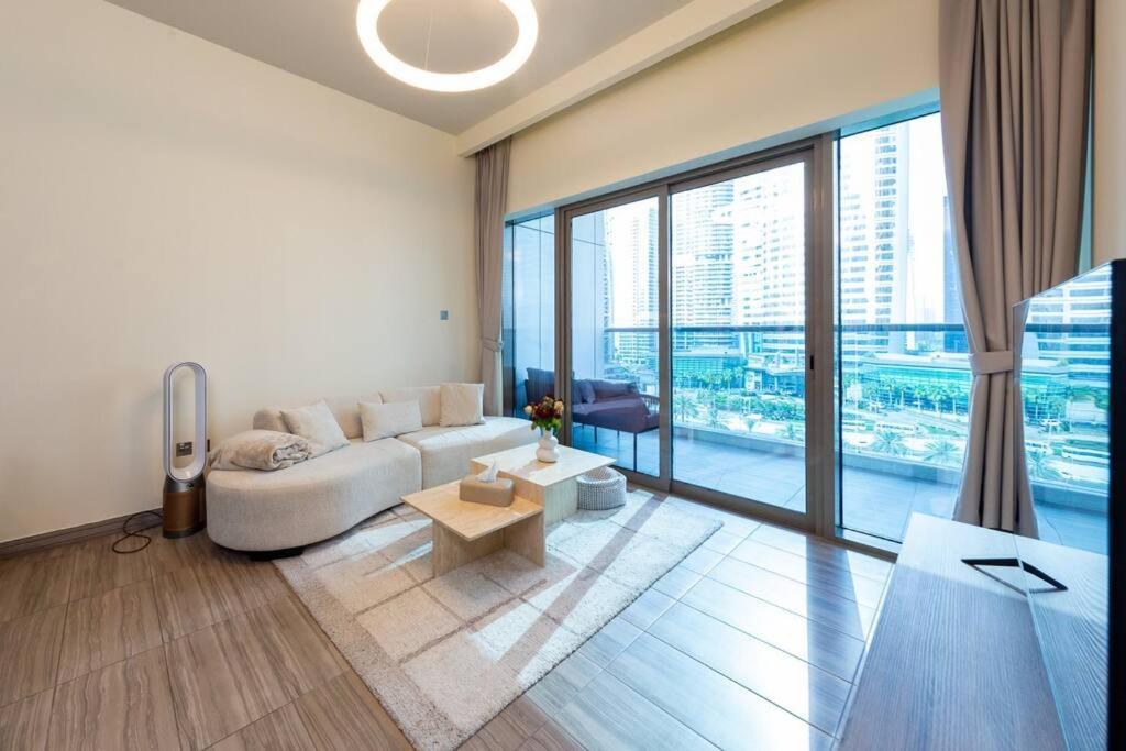Apartment Cozy 1br With Lake View Near Metro