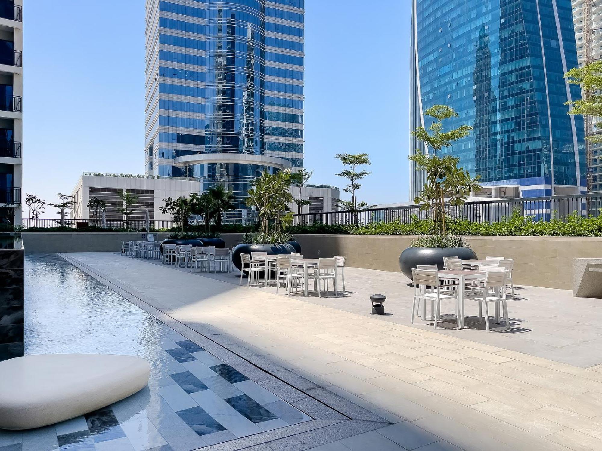 Zada Tower 1br With Amazing Canal View *