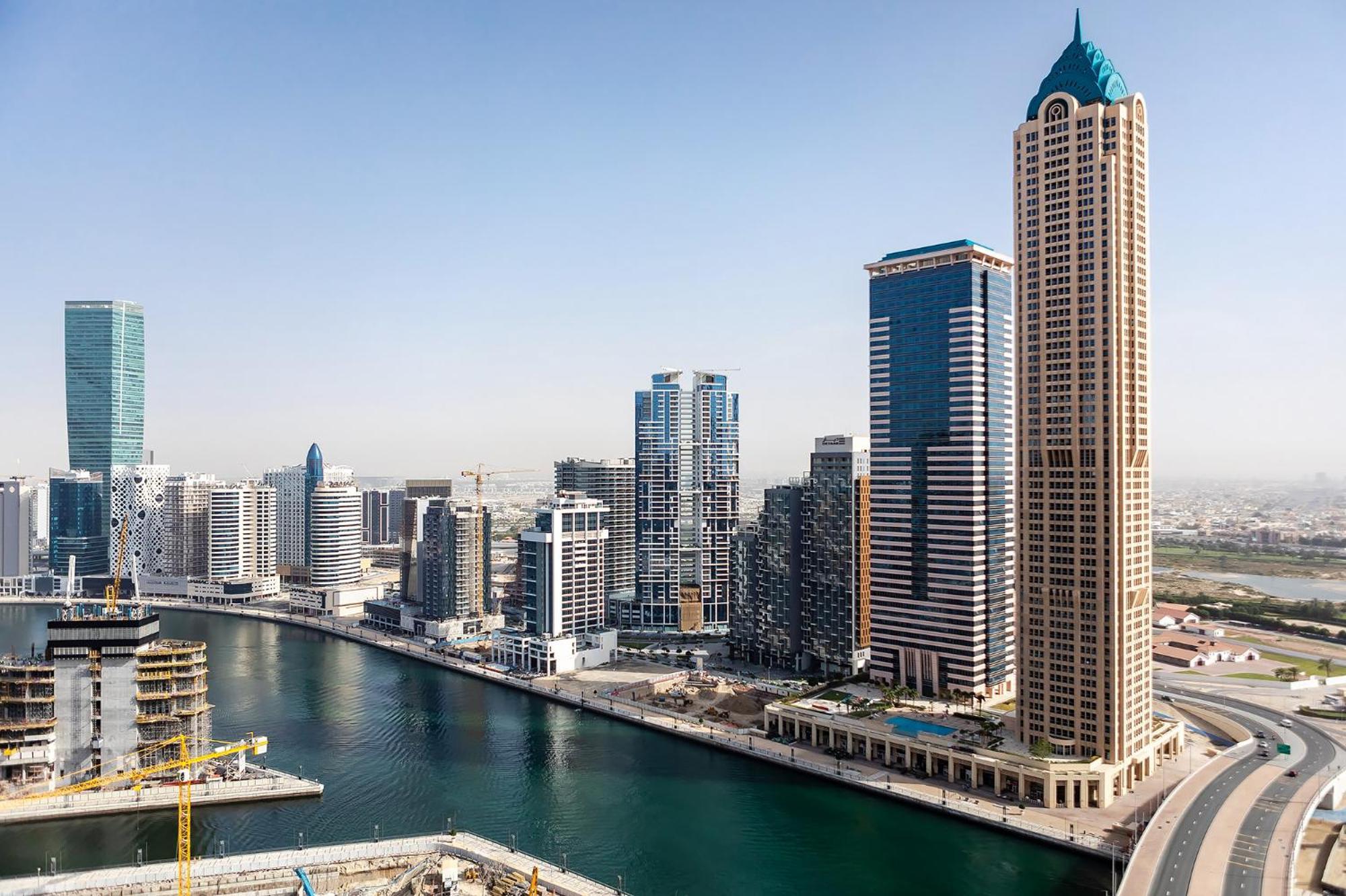 Apartment Zada Tower 1br With Amazing Canal View Dubai