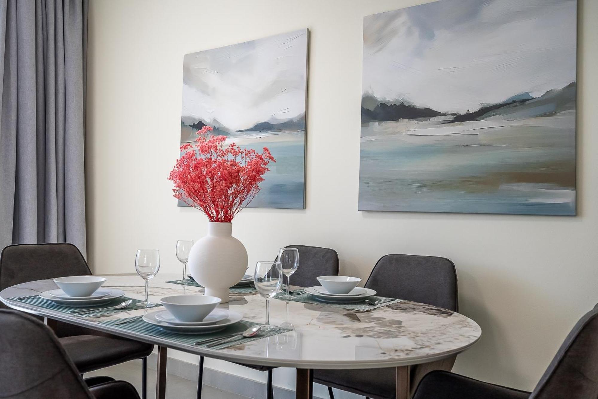 Apartment Spacious With Maid In Marina I Marina Arcade