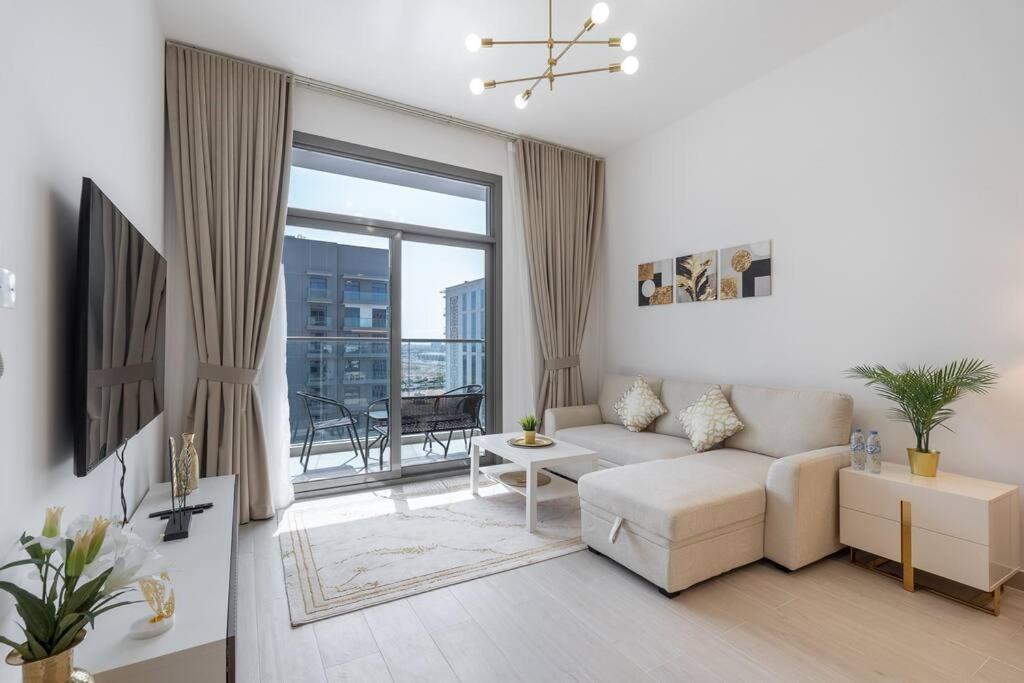 Apartment Brand New Listing & & Czechin *