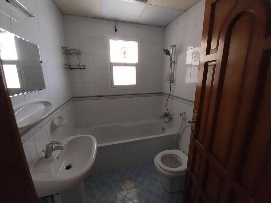 Beautiful Luxury In Near Airport * Dubai