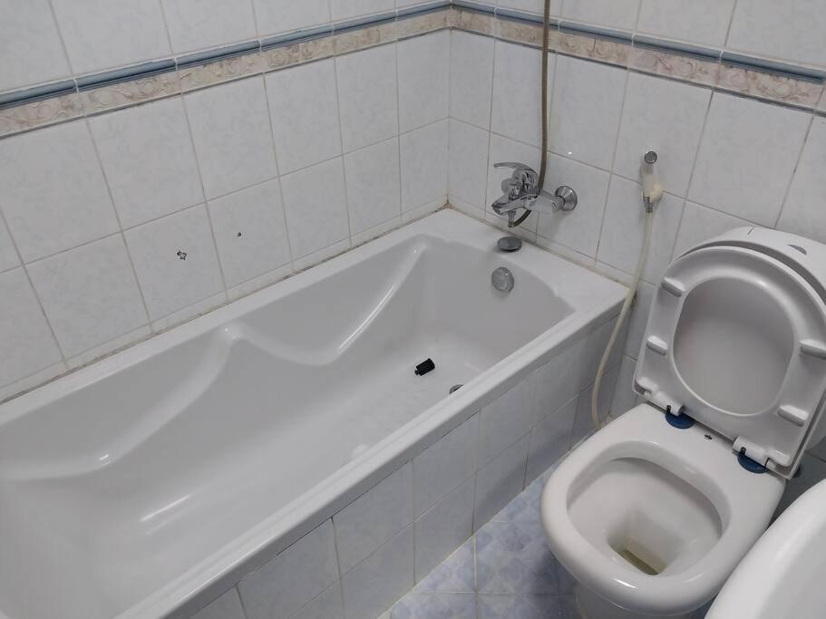 Beautiful Luxury In Near Airport Villa