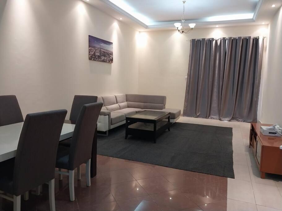Beautiful Luxury In Near Airport *