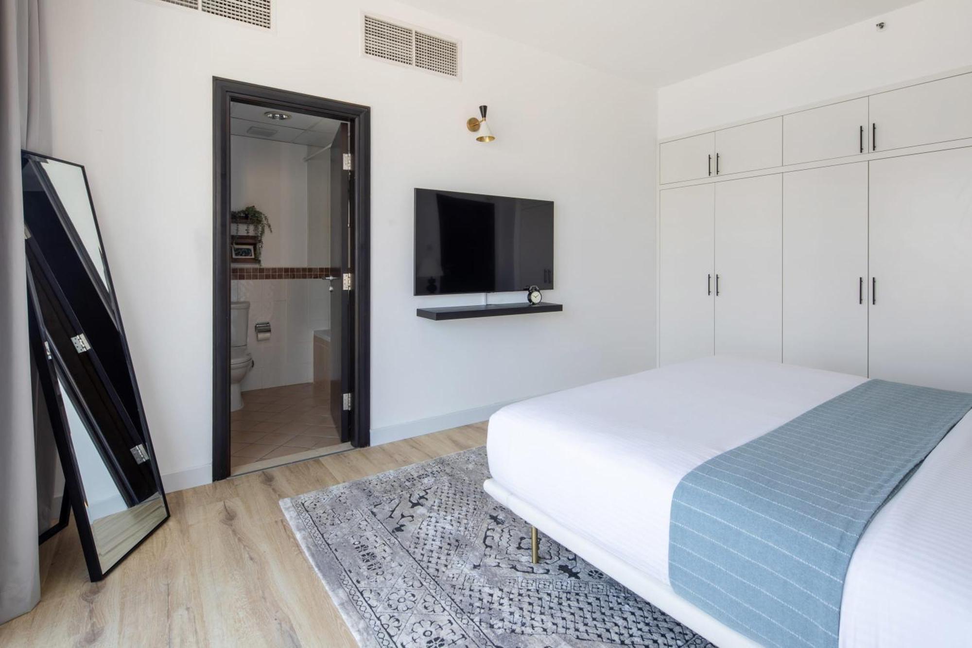 Apartment Frank Porter - La Riviera Tower