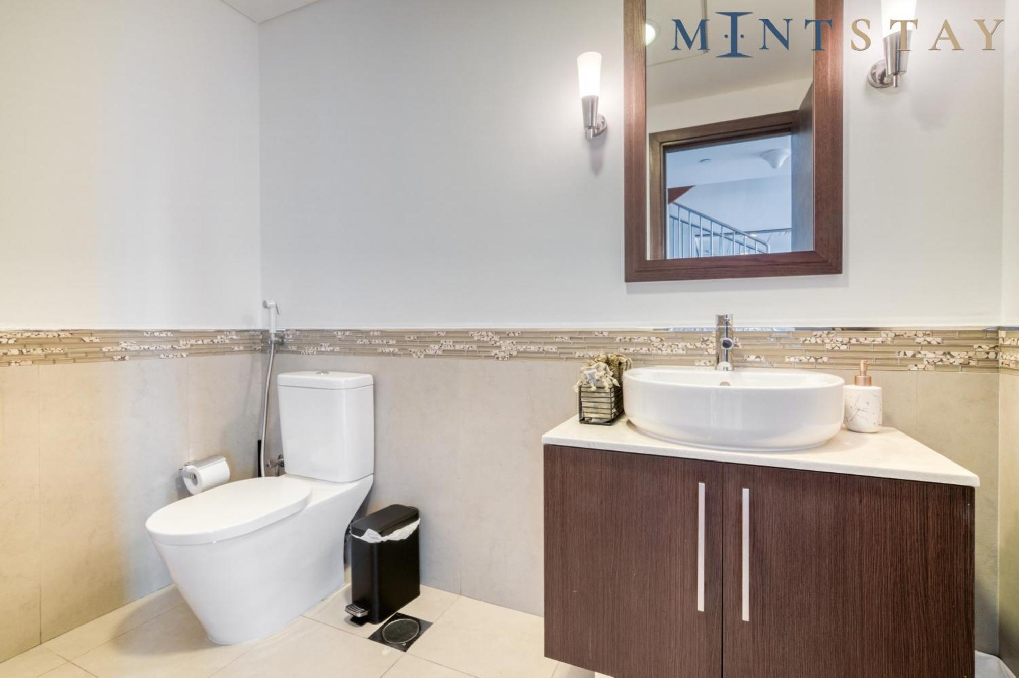 Burj Daman, Difc - Mint Apartment Dubai