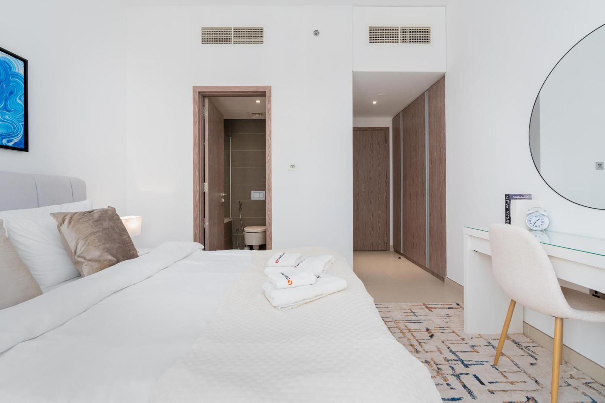 Apartment Modern 2br At Liv