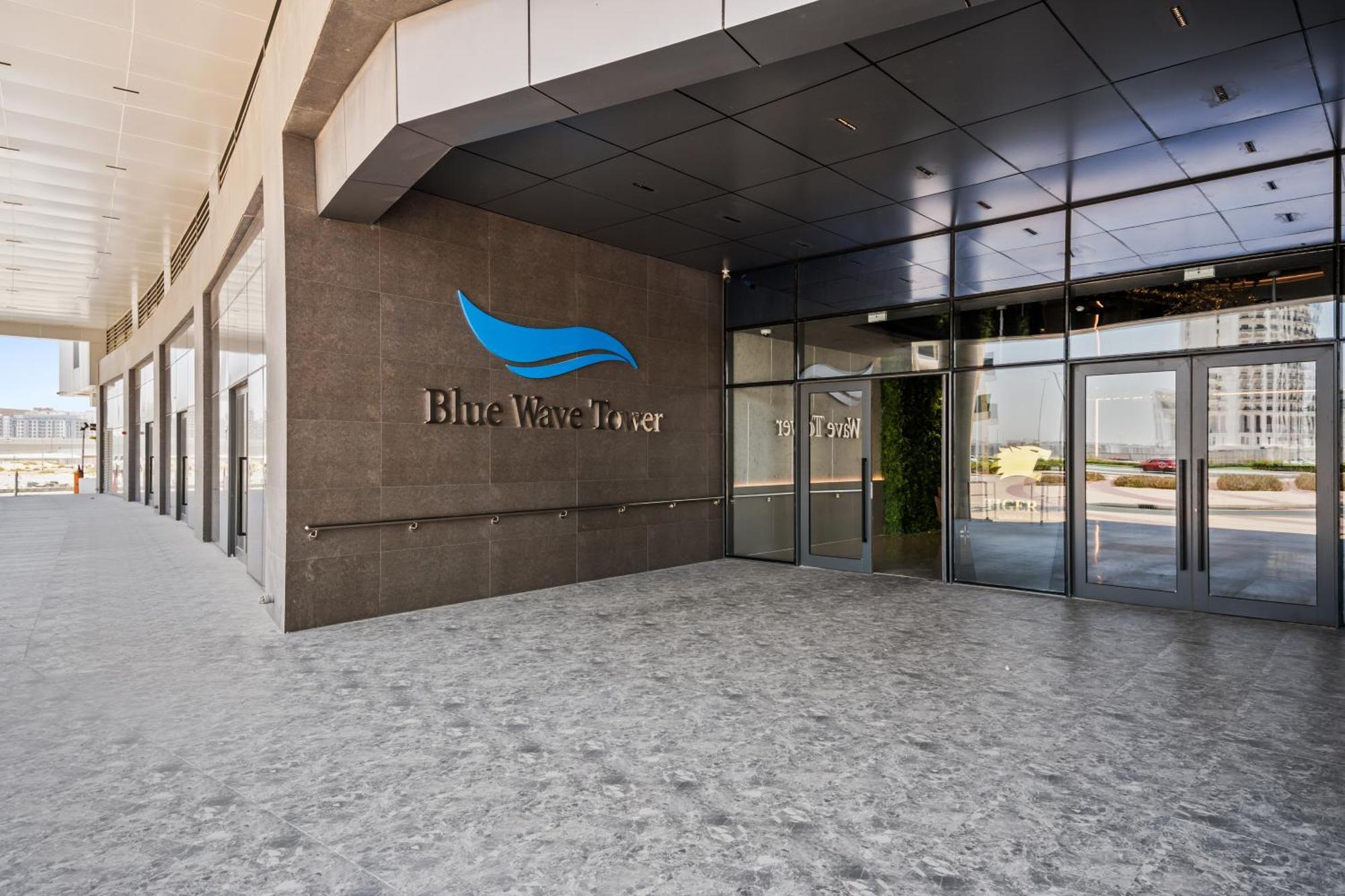 Cozy With Modern Amenities In Dubailand Apartment