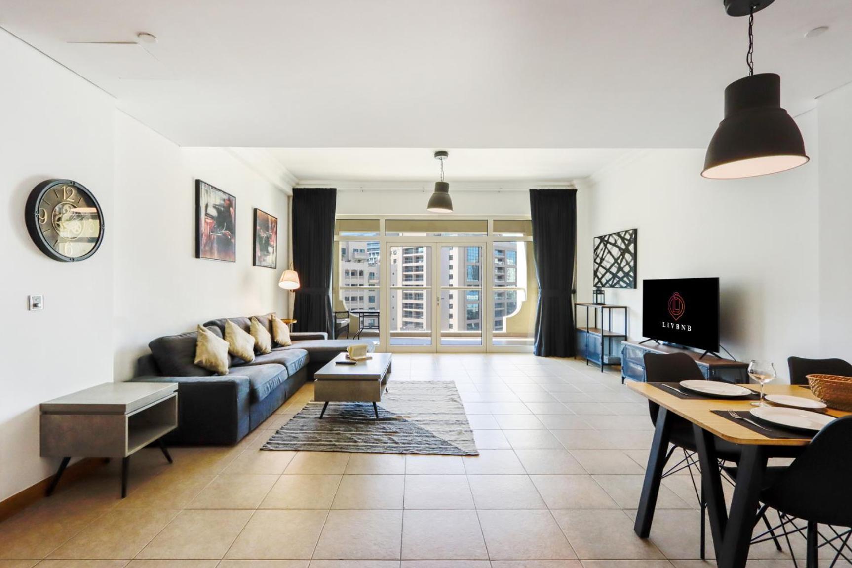 Apartment Spacious 1 Bedroom In Shoreline Near Palm Mall *