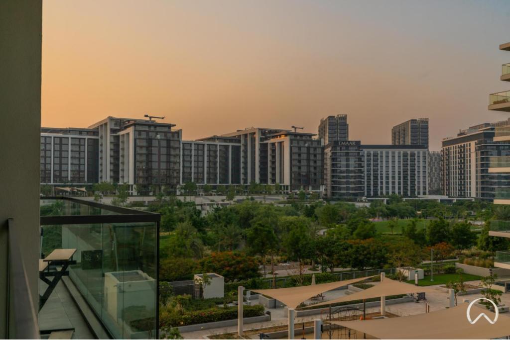 Apartment Oraya - Stunning 2br- Mulberry Hills, Pool-park View *