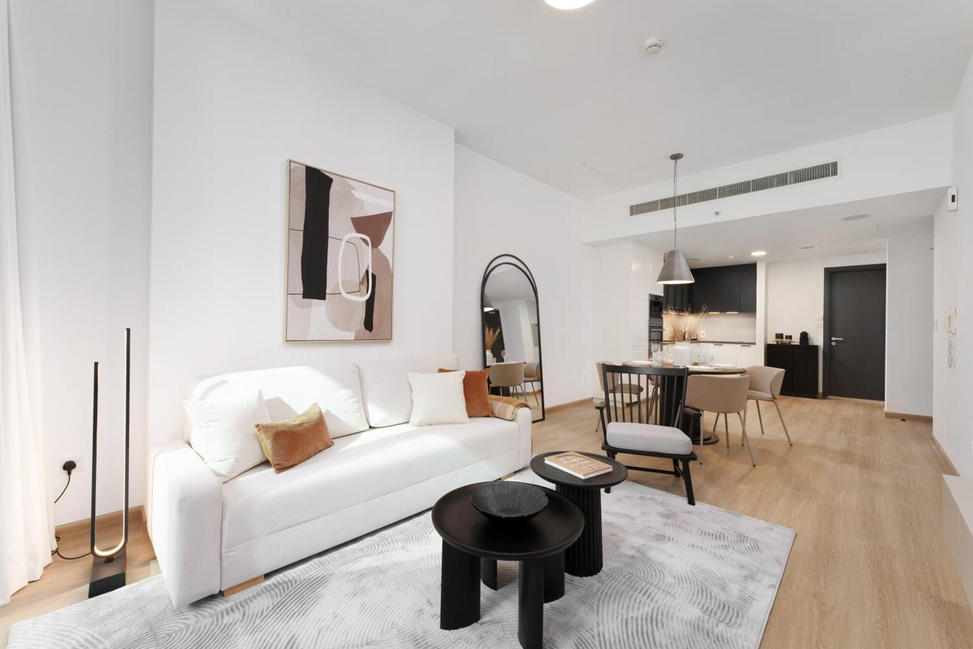 Luxe Living In Our Exquisite 1 Bedroom Apartment