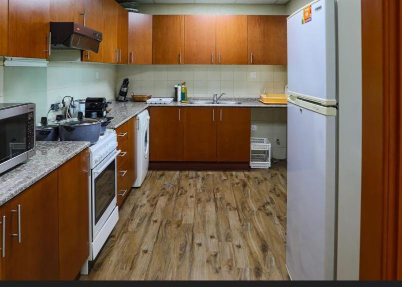 Apartment Mag218 Tower, 02 Bedrooms + Halll + Maids With Full Panoramic View In Marsa