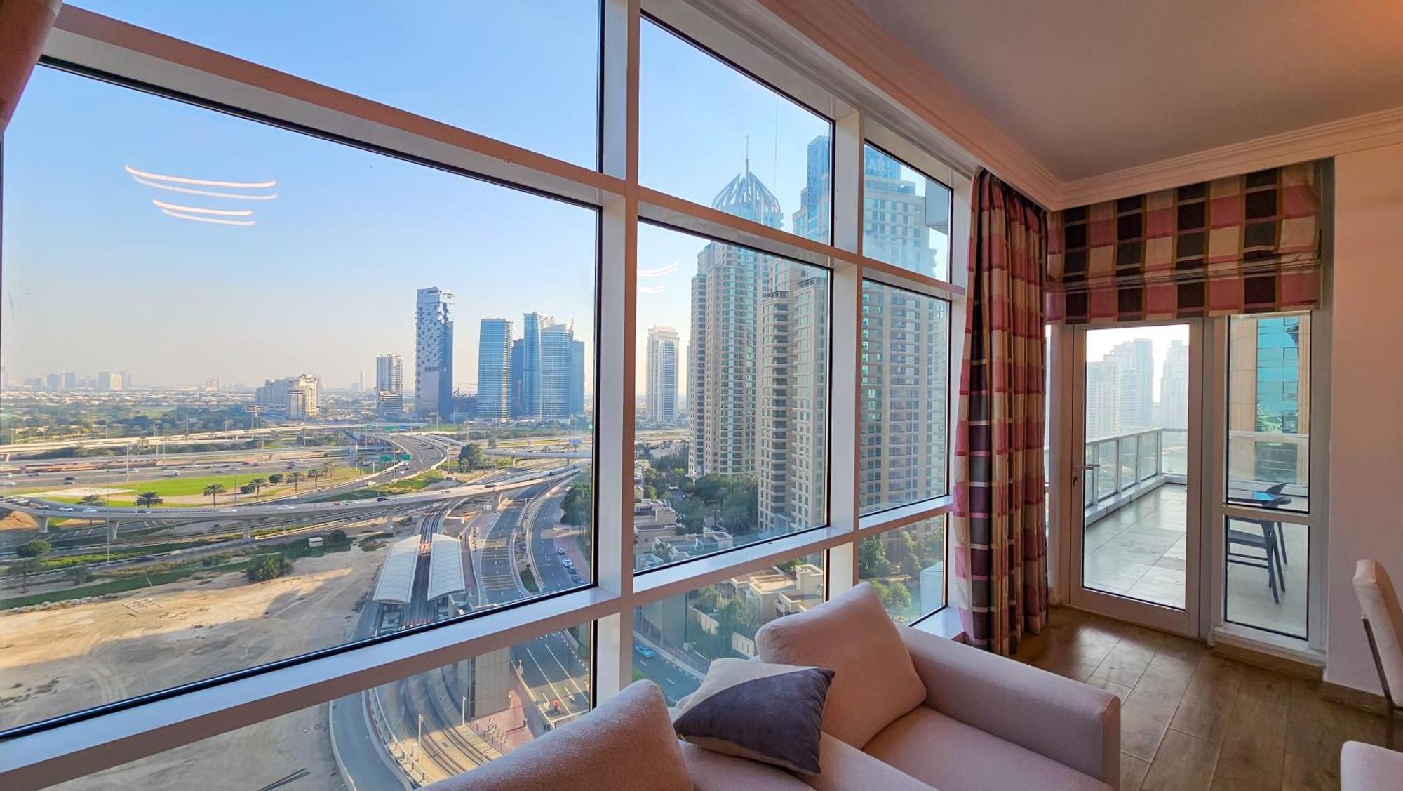 Mag218 Tower, 02 Bedrooms + Halll + Maids With Full Panoramic View In Marsa *