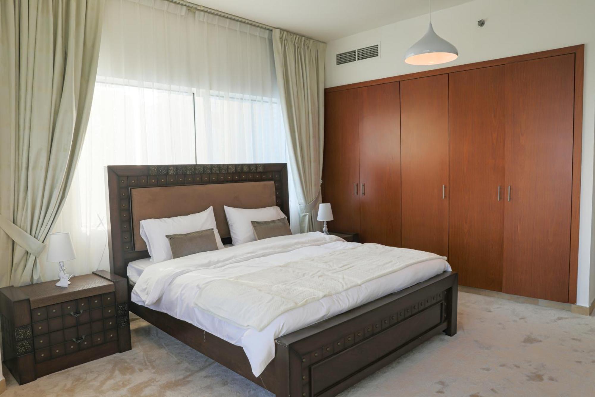 Mag218 Tower, 02 Bedrooms + Halll + Maids With Full Panoramic View In Marsa Apartment
