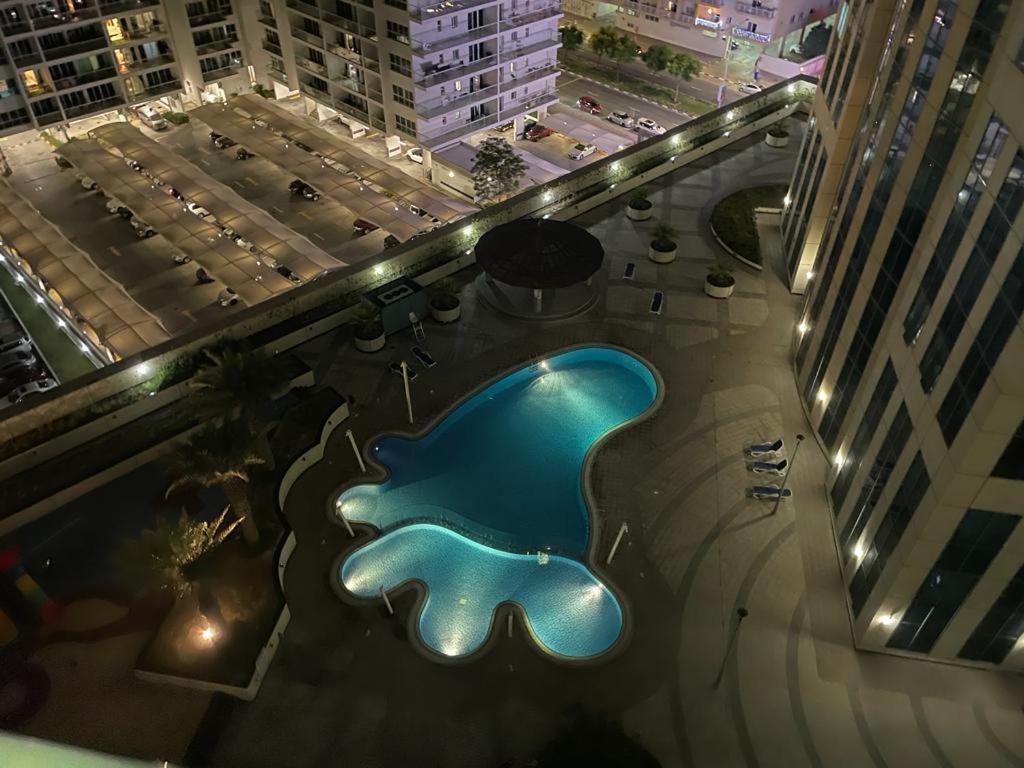 Apartment In Silicon Oasis