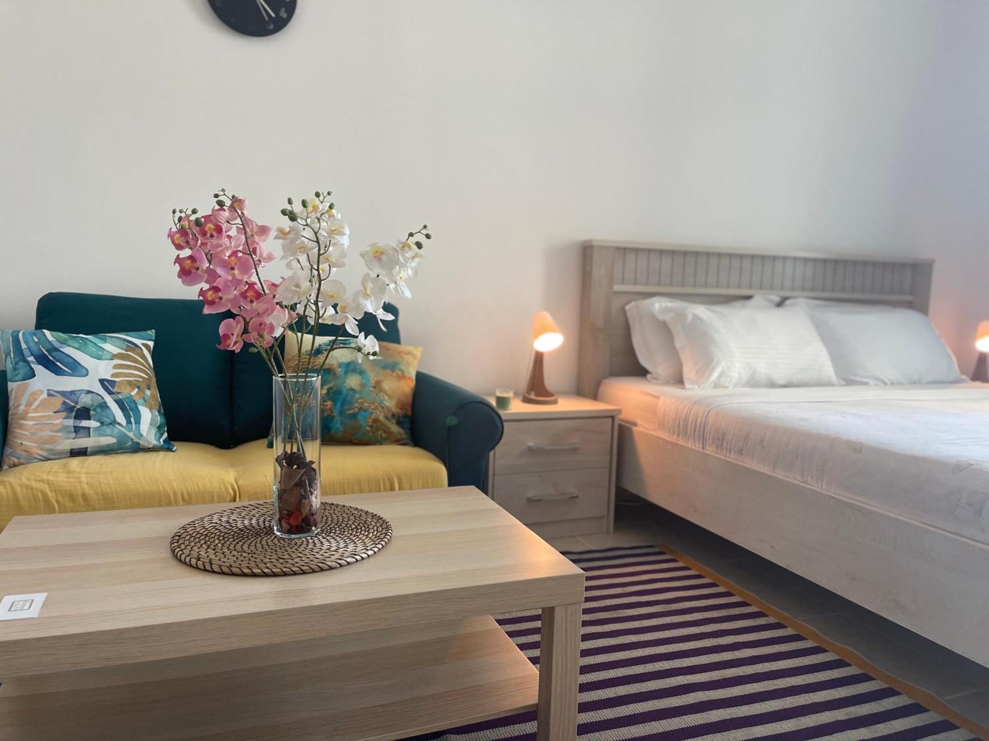 Apartment In Silicon Oasis *