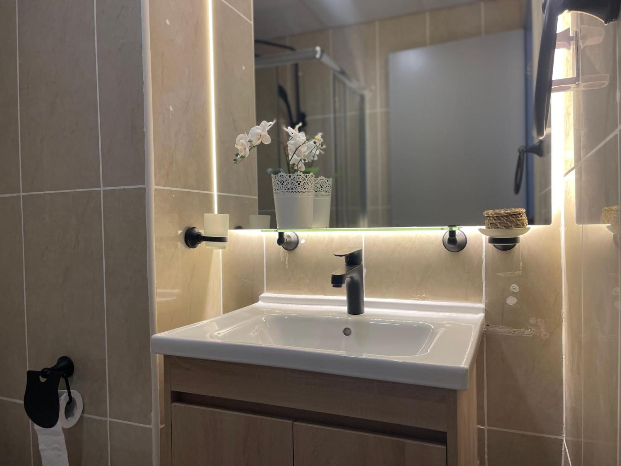 Apartment In Silicon Oasis Dubai
