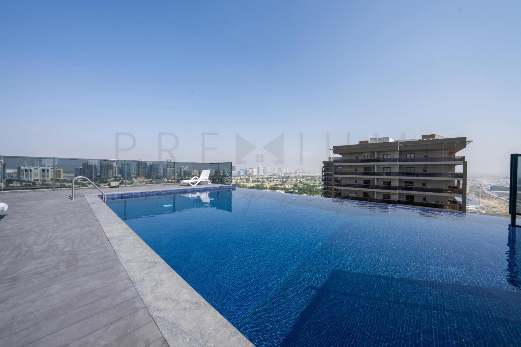 Studio-205 V2 Tower,dubai Sport Apartment