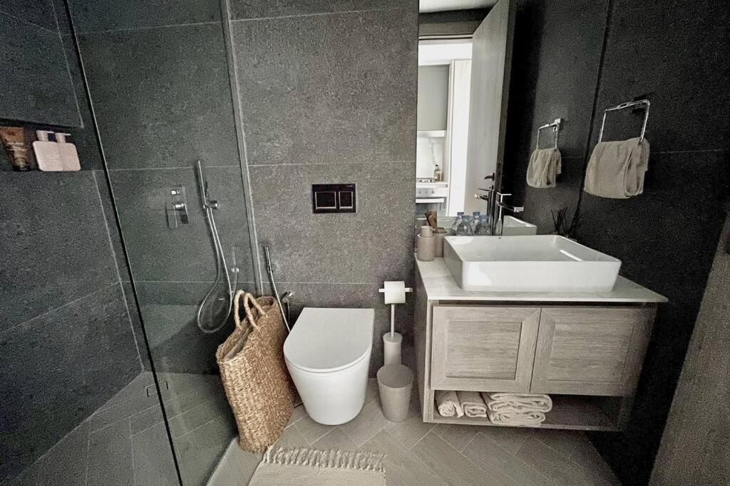 Cozyartstudio - Pool View / Brand-new Building Jvc * Dubai