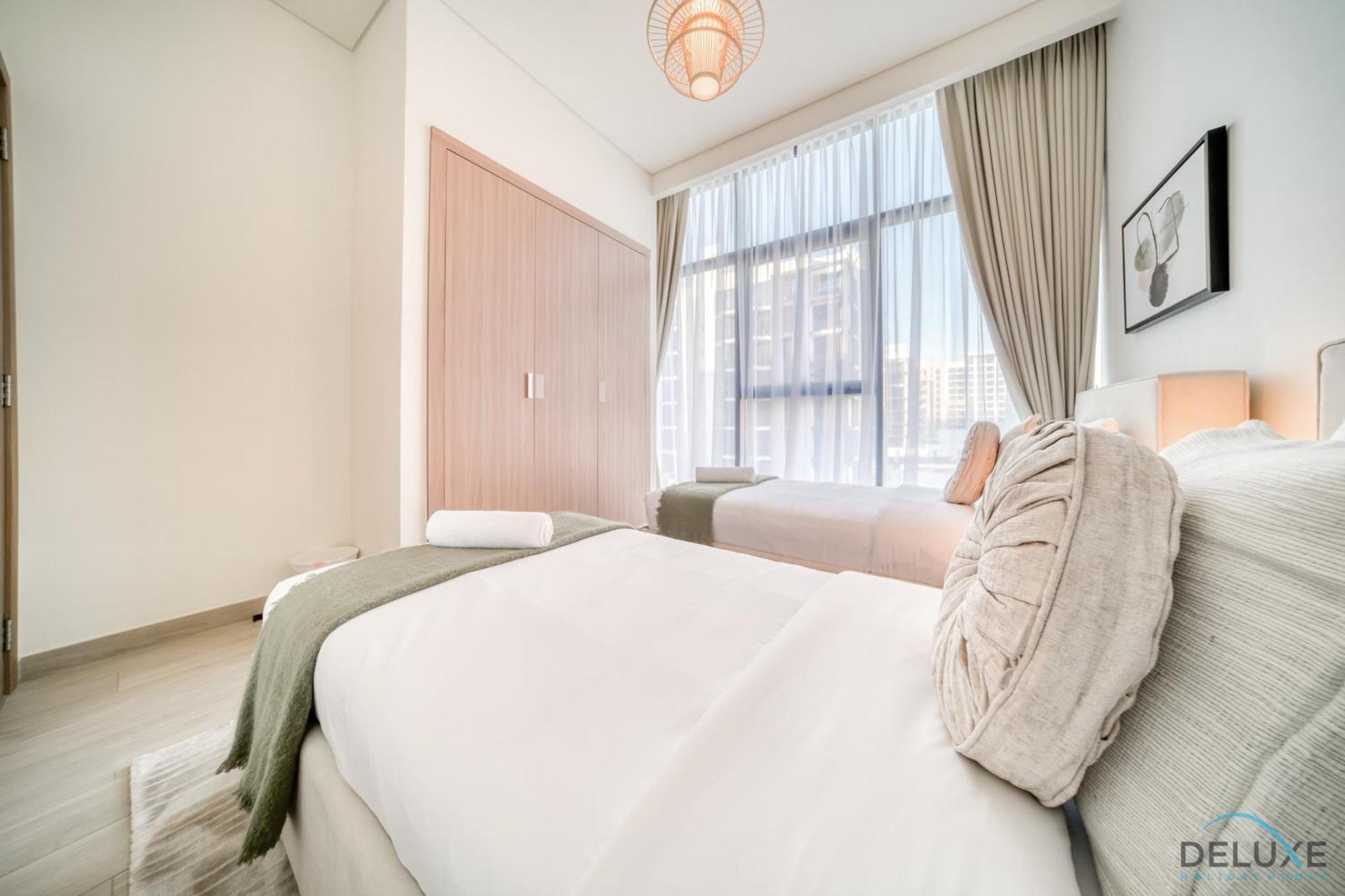 Apartment Ravishing 2br At Azizi Riviera 30, Al Merkadh By Deluxe Homes *