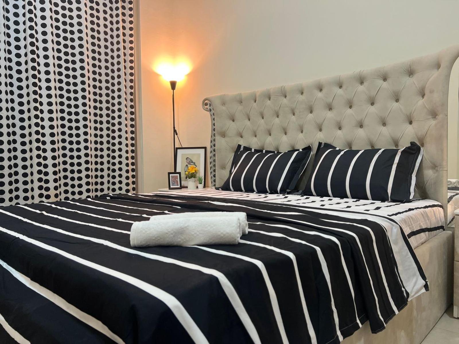 Master With Attach Bathroom Near Mall Of The Emirates Homestay *