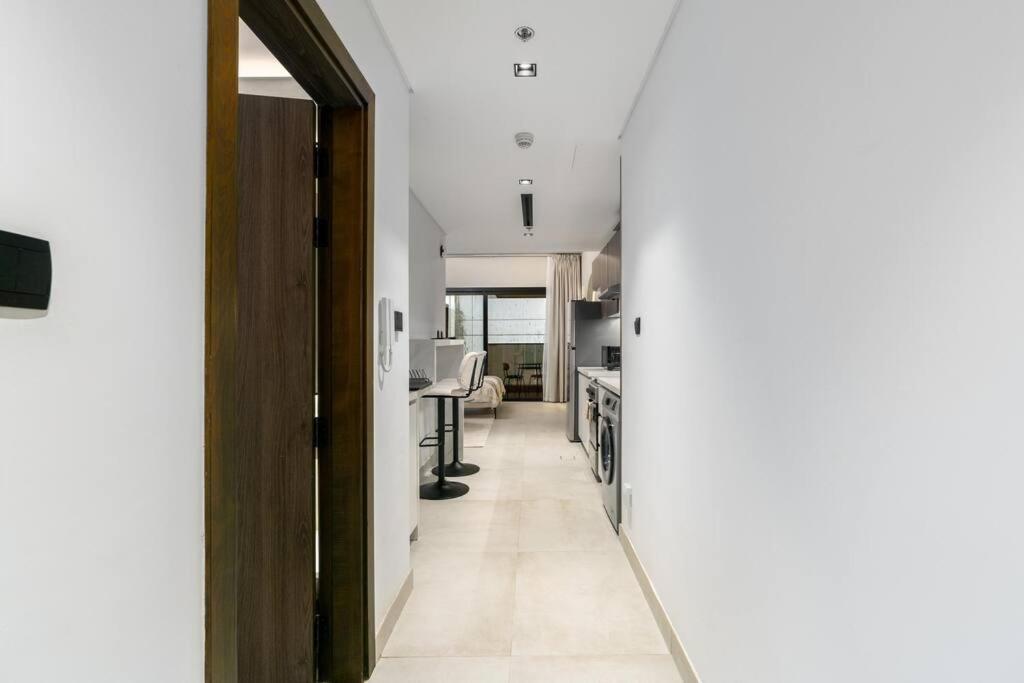 Apartment Unique In Jvc -