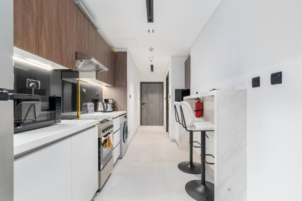 Unique In Jvc - Apartment