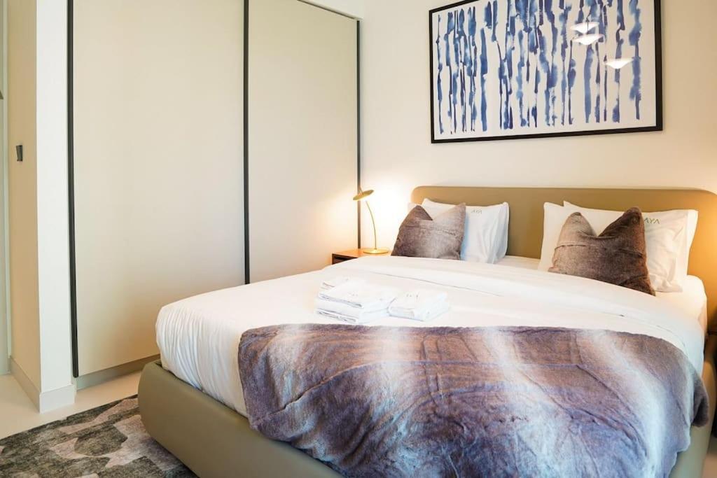 Beachfront Bliss - With Pool And Premium Amenities By Aya Boutique Apartment