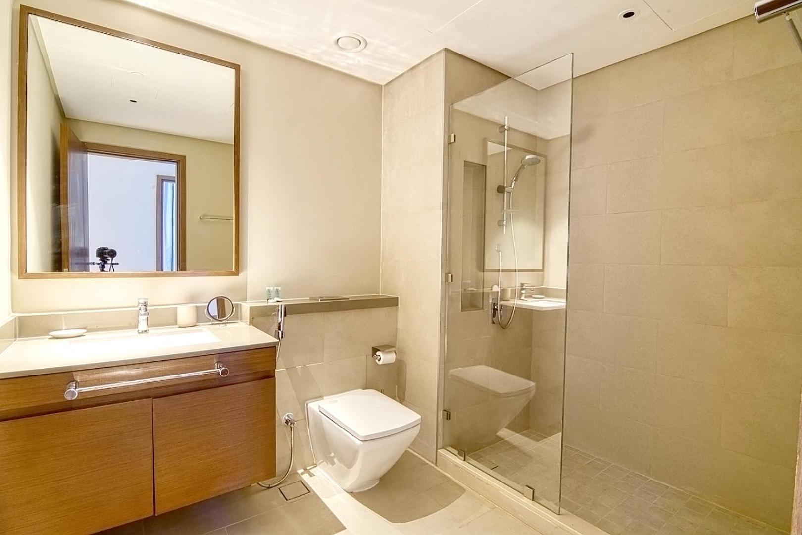 Gorgeous 2 Bedroom With Creek Harbour View