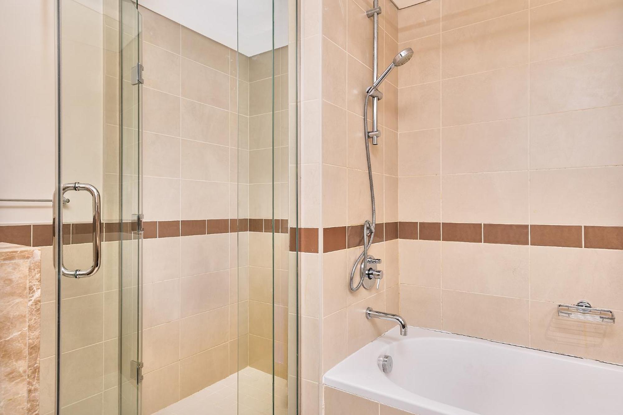 Bellavista - 1 Bedroom - With Extra - Partial Fountain View Apartment *