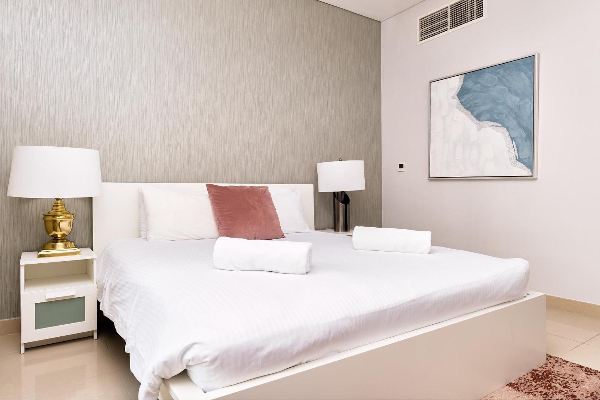 Bellavista - 1 Bedroom - With Extra - Partial Fountain View