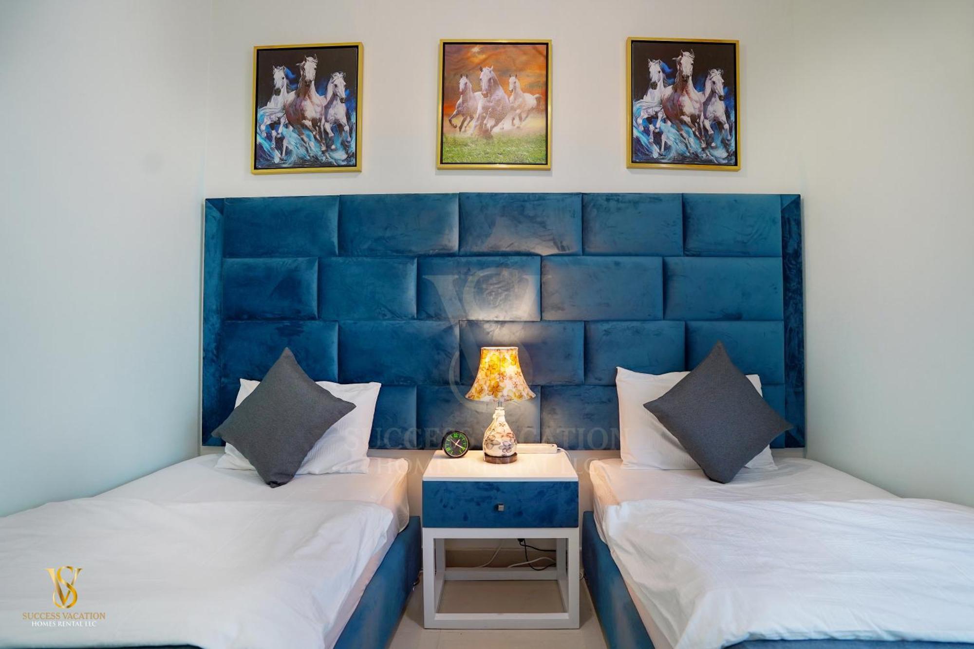 Success Luxury Apartment: Beachside Living With Daily Housekeeping Apartment