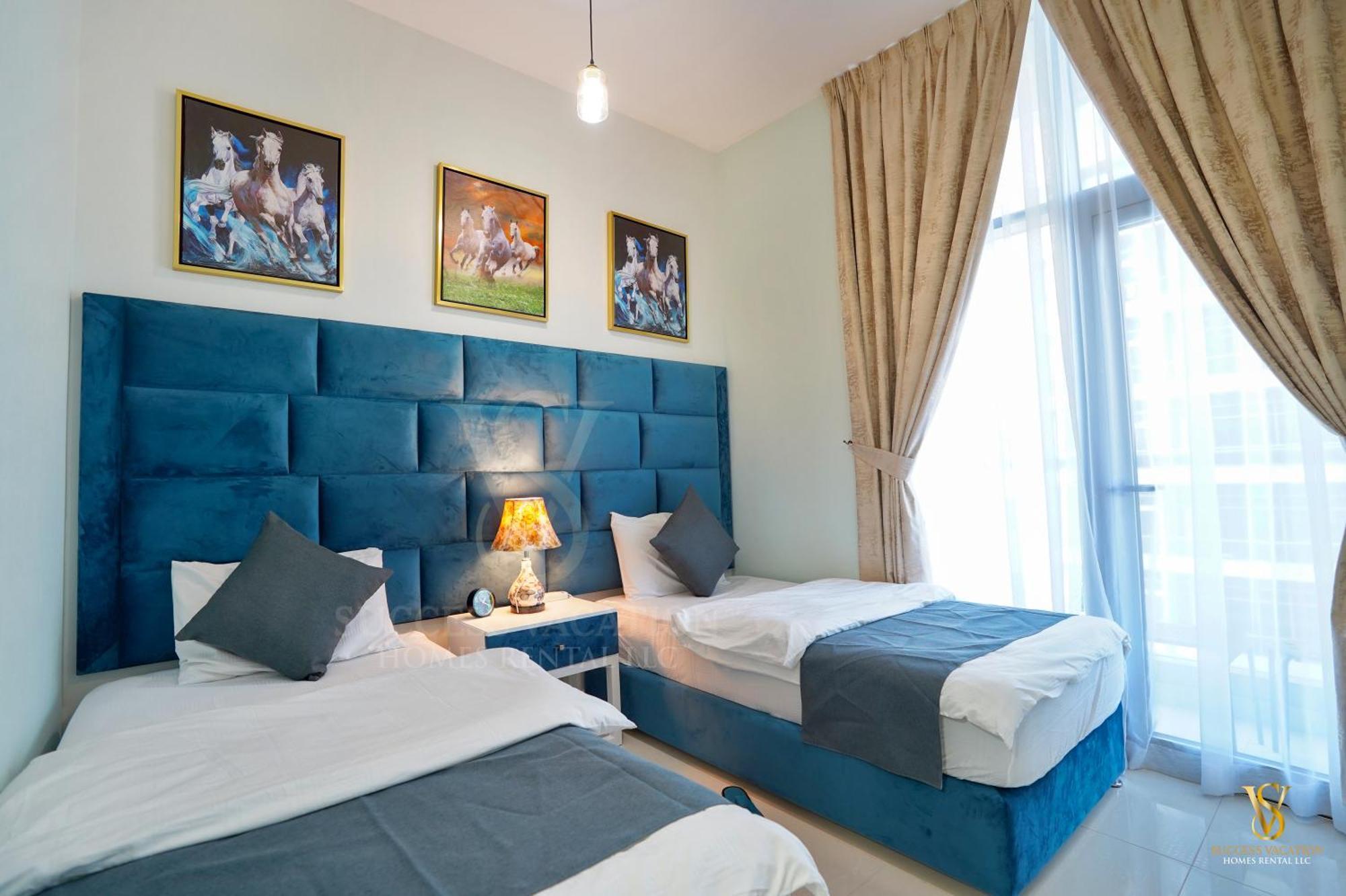 Apartment Success Luxury Apartment: Beachside Living With Daily Housekeeping *