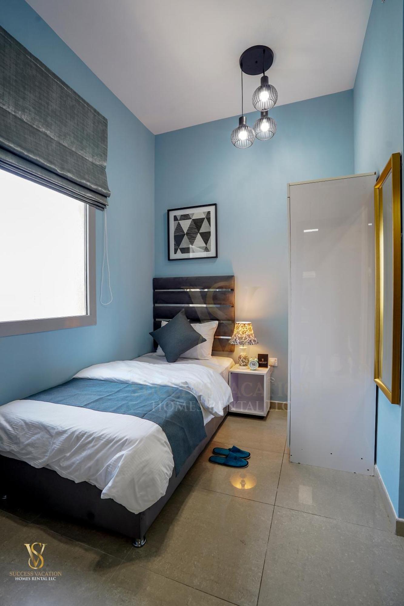 Apartment Success Luxury Apartment: Beachside Living With Daily Housekeeping *