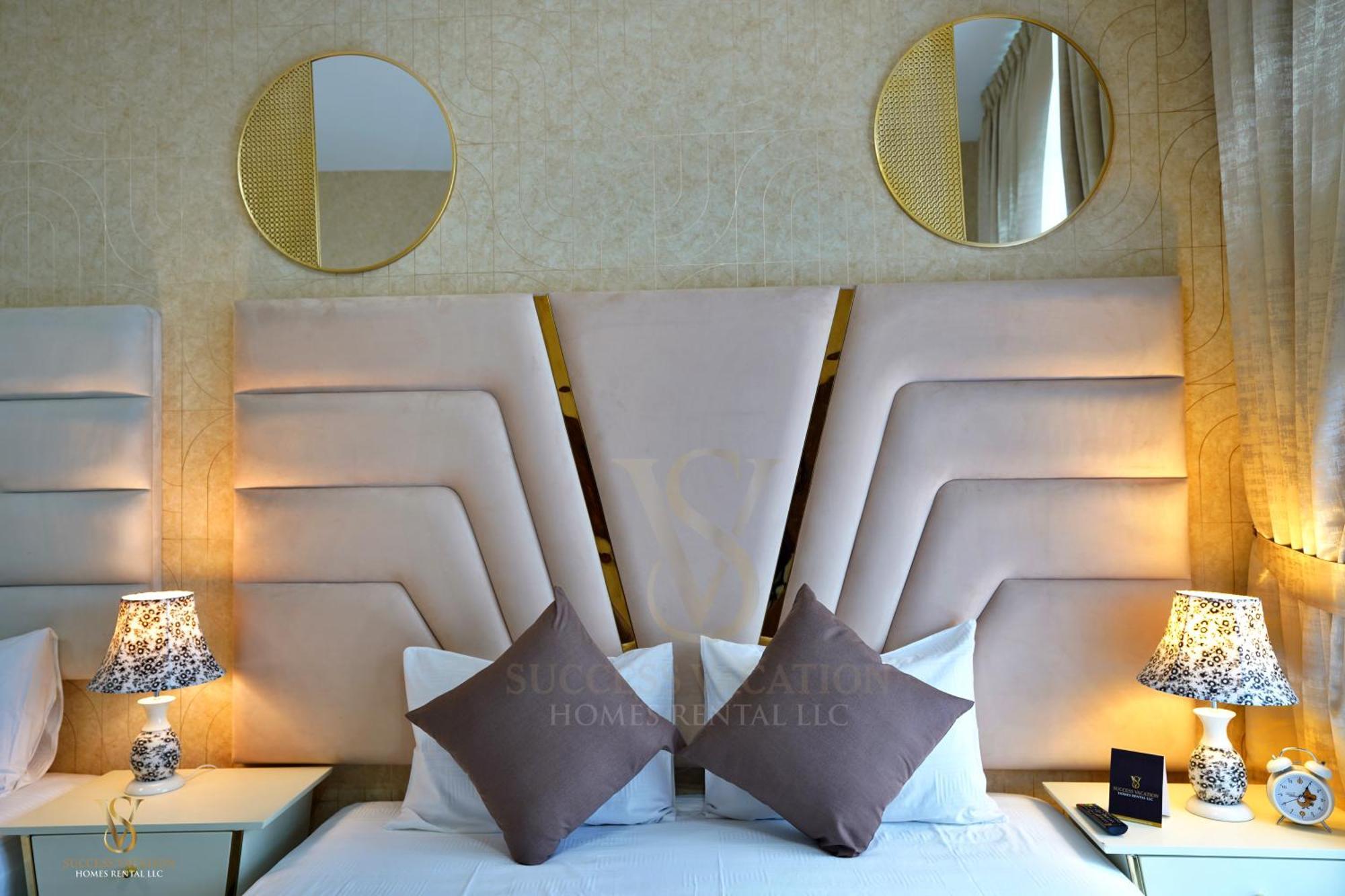 Apartment Success Luxury Apartment: Beachside Living With Daily Housekeeping